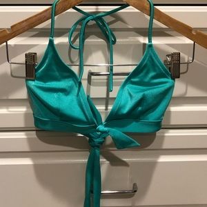 Bikini top